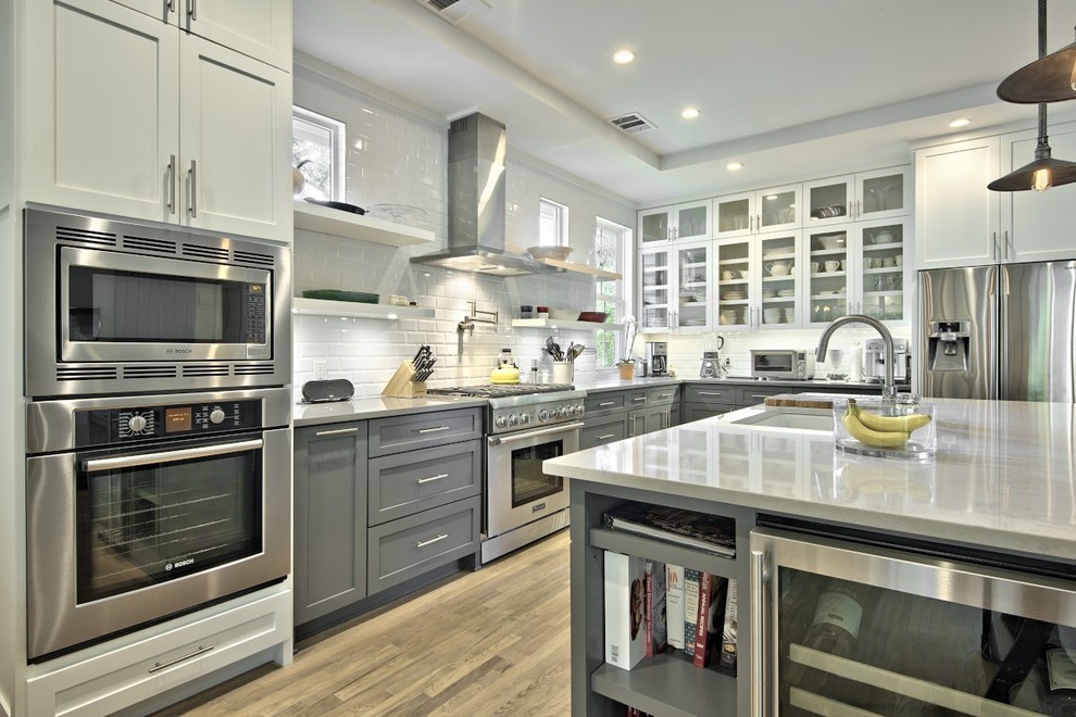 Inspiration for a transitional kitchen remodel in Austin