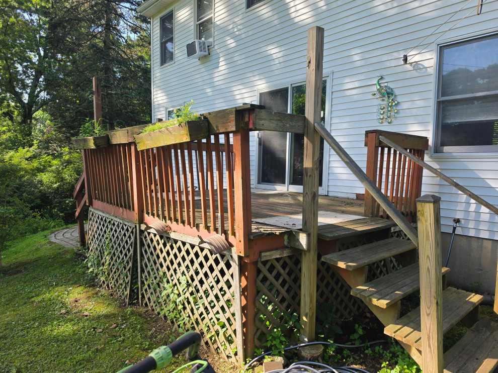 Amsten lake deck