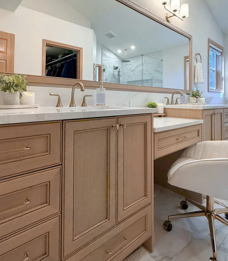 Snohomish - 2 Bathrooms + Laundry Room