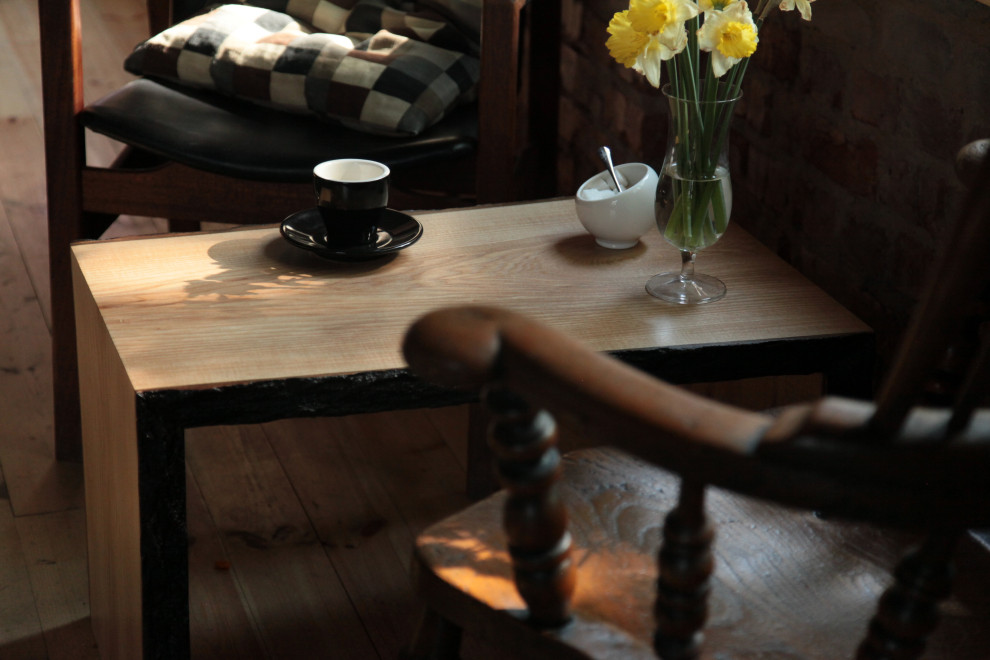 Кофейный стол DAO