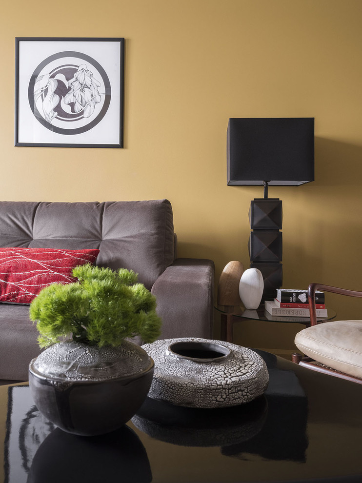 Небольшая двухкомнатная квартира на окраине Москвы. 50 кв. метров.