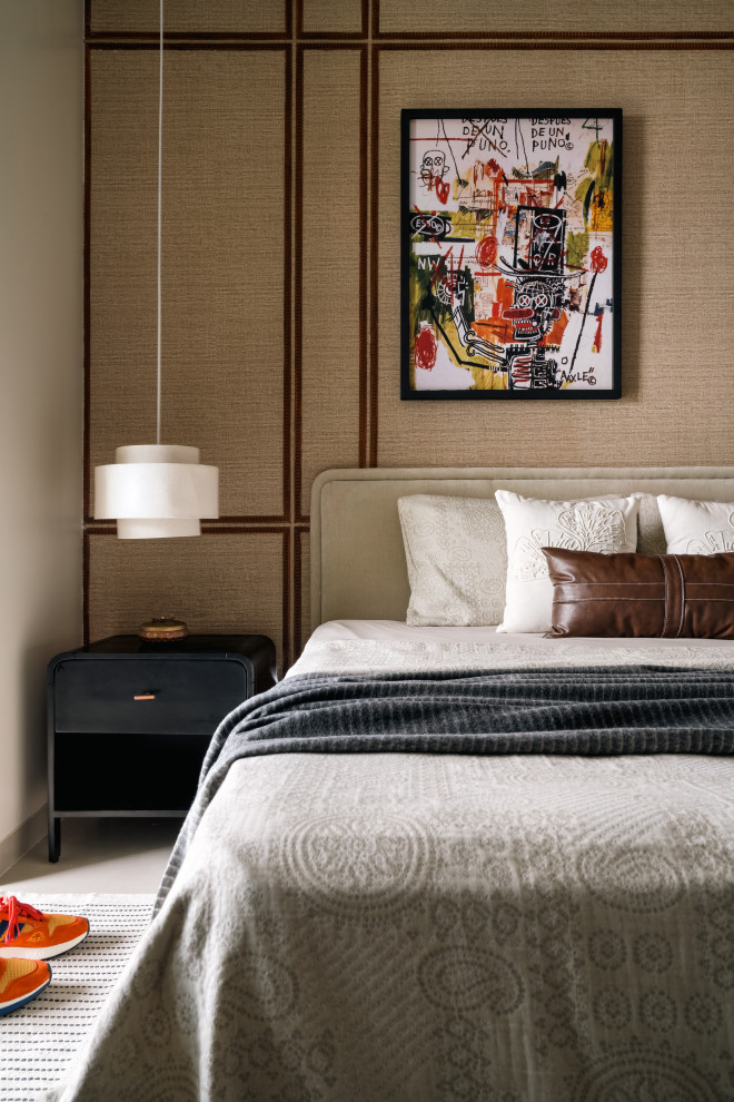 This is an example of a contemporary bedroom in Pune.
