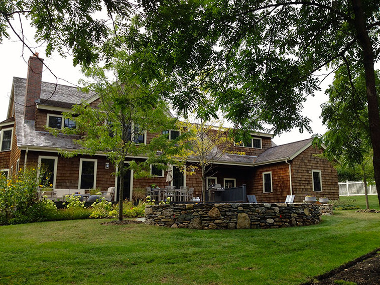 Design ideas for a rustic landscaping in Boston.