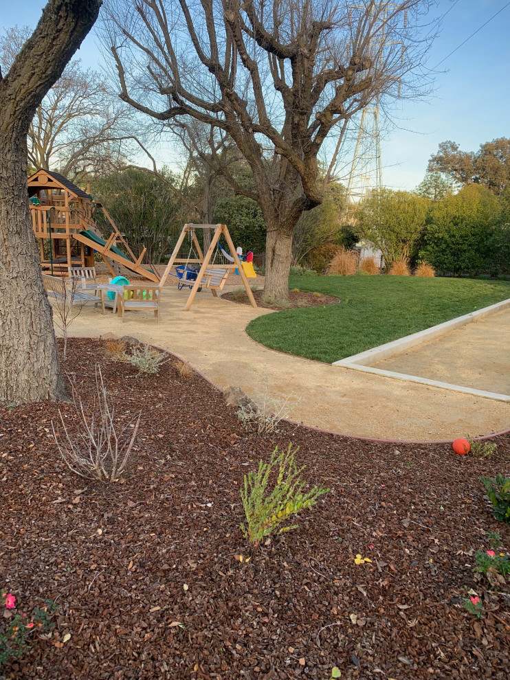 Walnut Creek Bocce Ball and play structure for a child friendly front yard