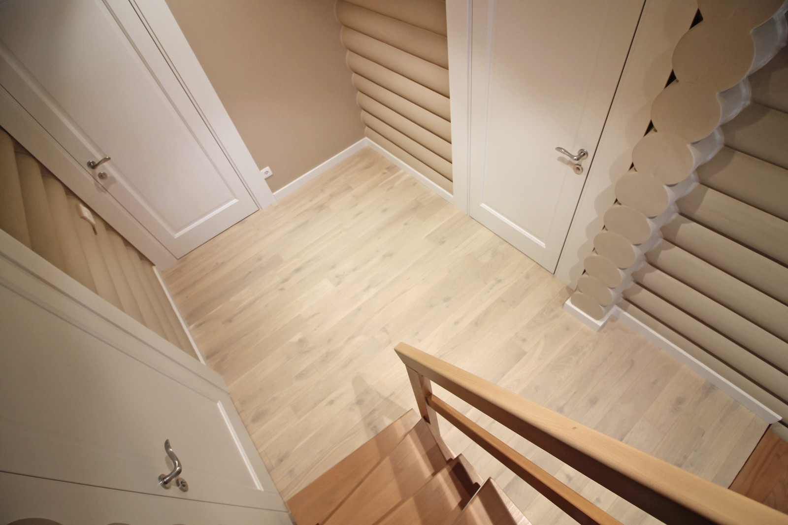 Срубовой коттедж в Рощино