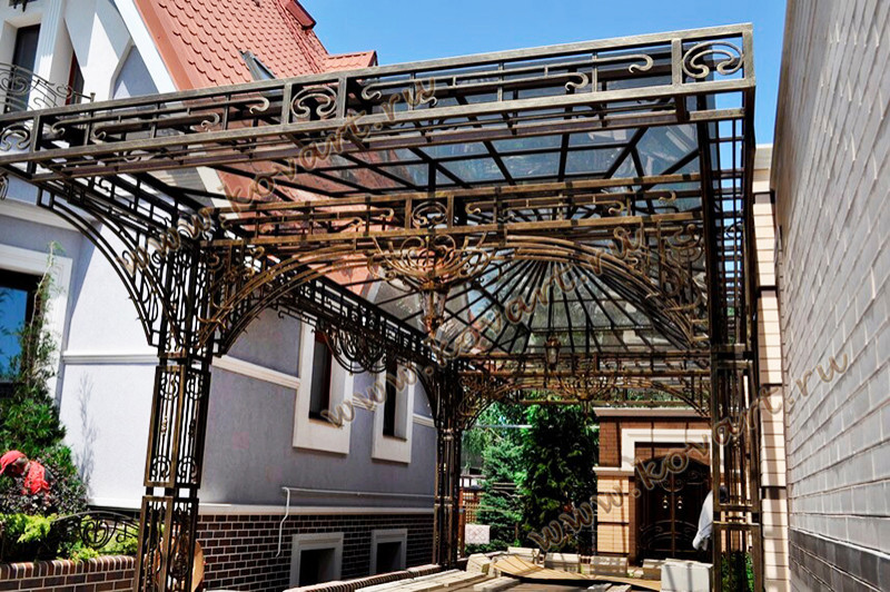 Кованые козырьки