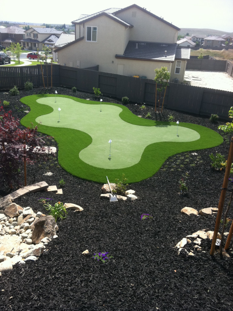 Custom Putting Green