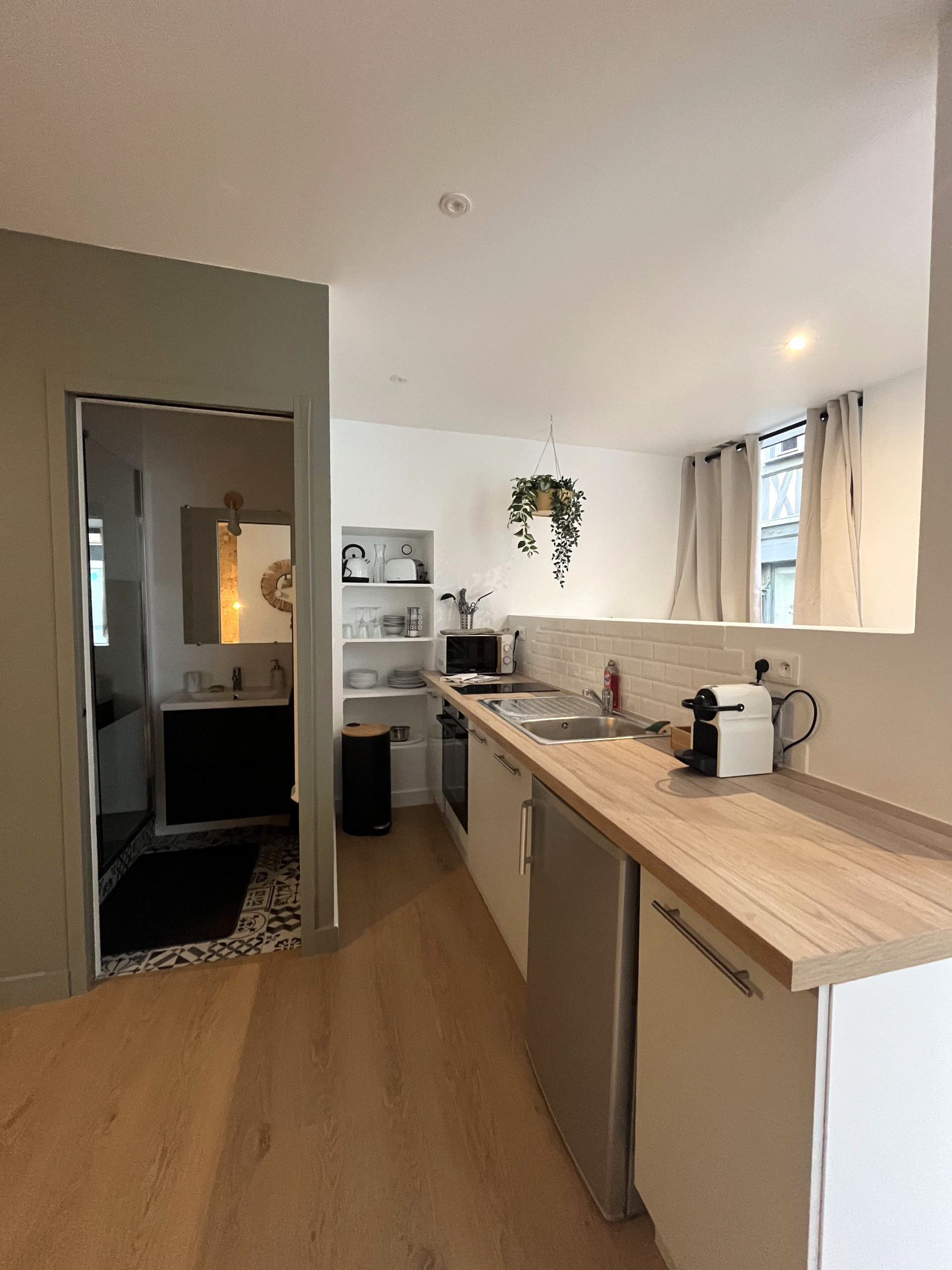 Réhabilitation d'appartements pour mise en location courte durée. Centre ville