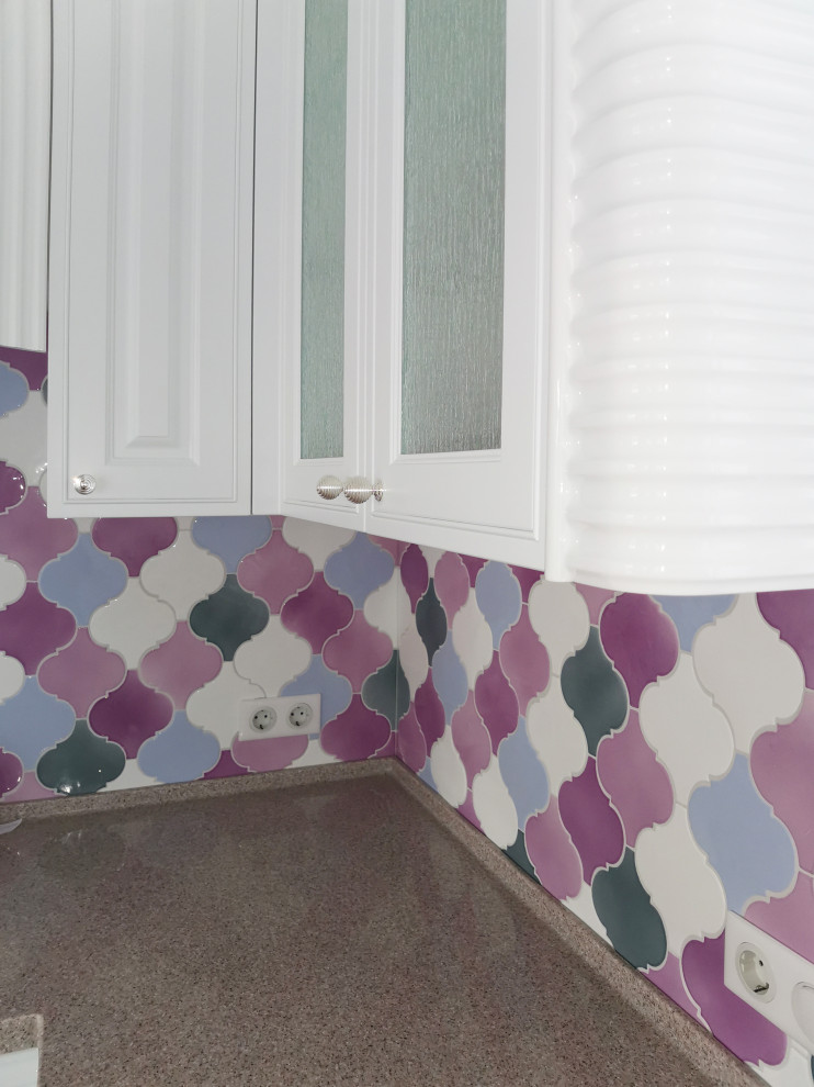 Кухня в сиреневой дымке