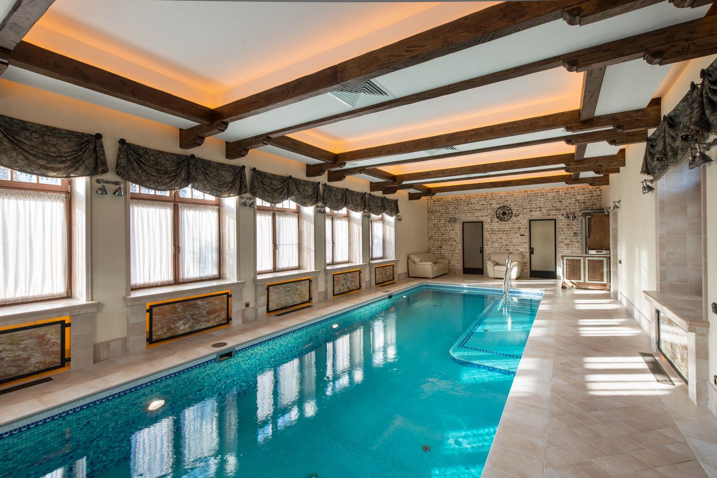 Интерьеры дома в поселке "Третья Охота"