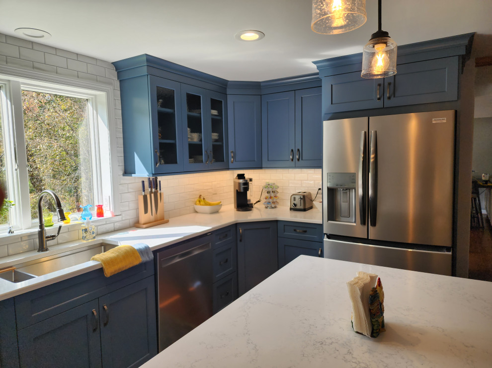 6436 - Smokey Blue Kitchen