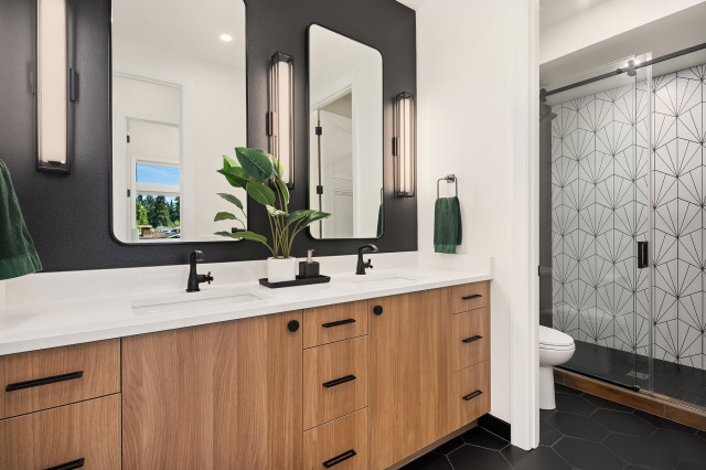 Silver Spurs klassisch-modern-badezimmer
