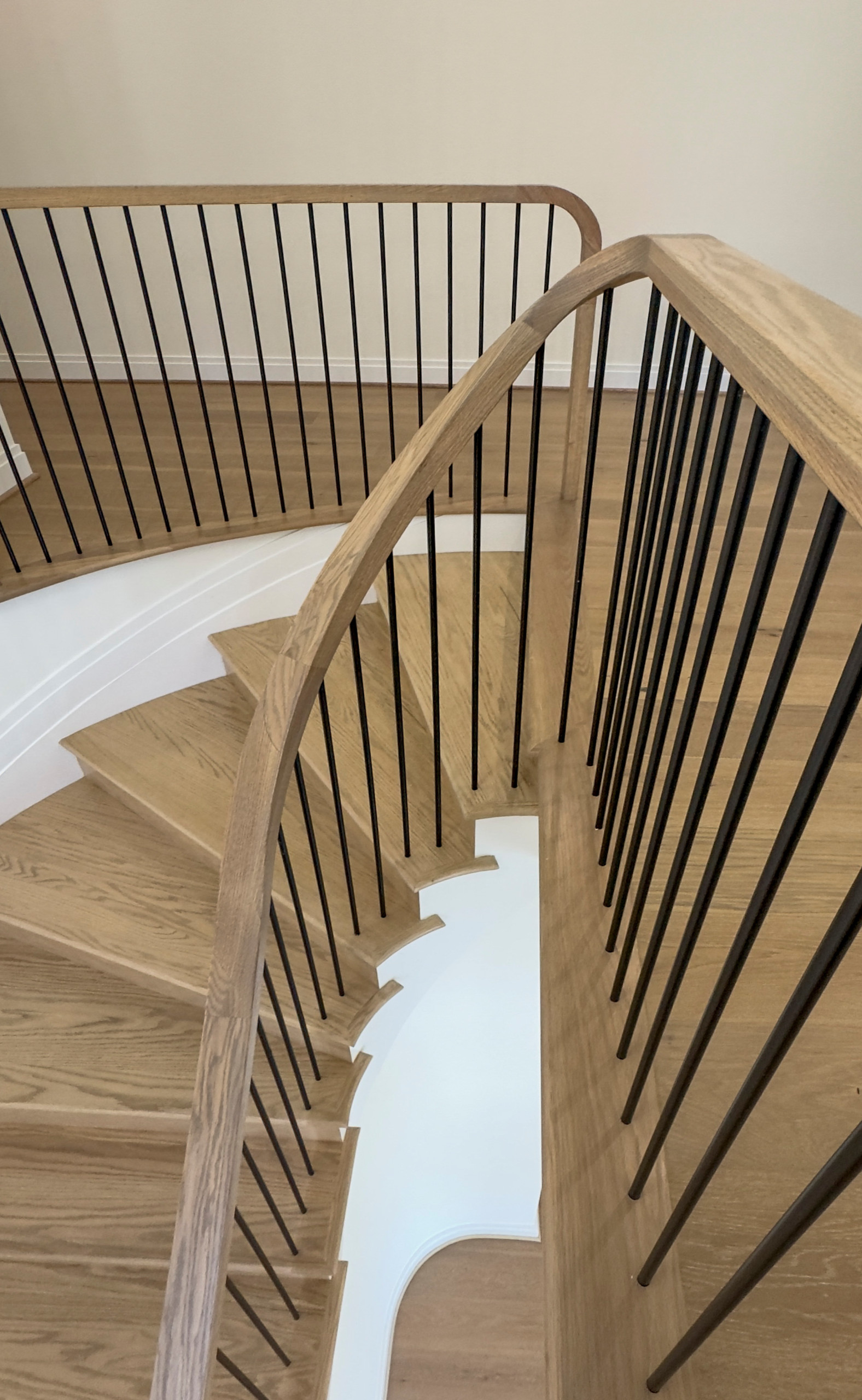 144_Attractive Transitional Staircase in Impressive Modern Home, Vienna VA 22180