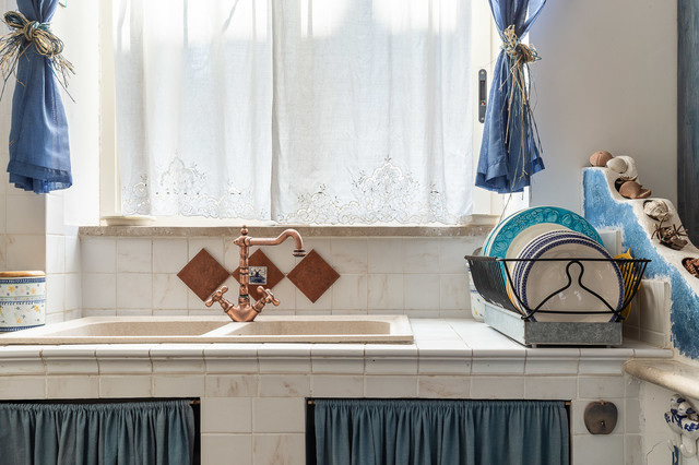 Casa Ladislao beach-style-kitchen