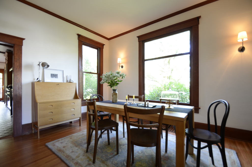 This is an example of a traditional dining room in Portland.