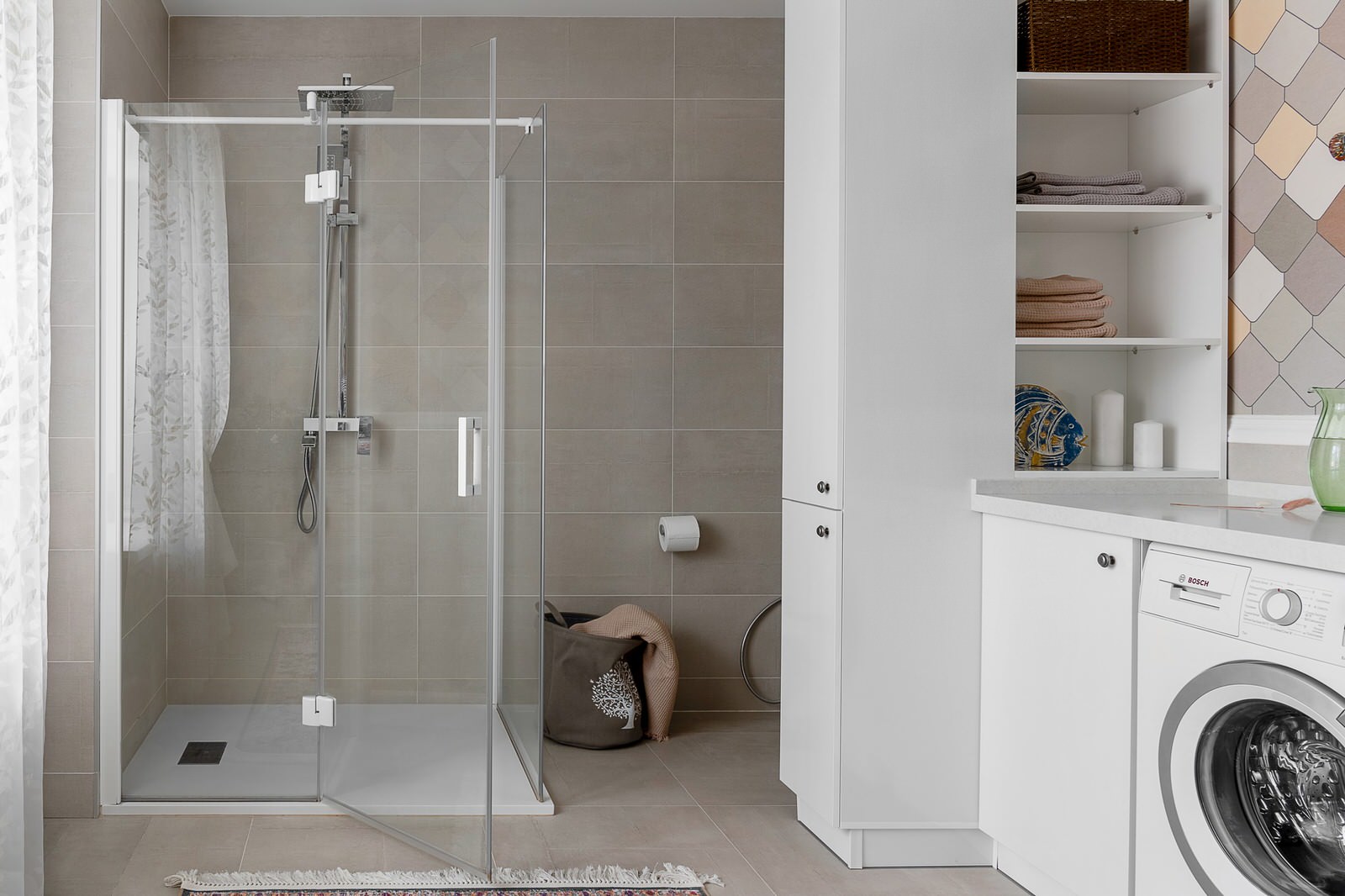 Реализация интерьеров частного дома на Океанской