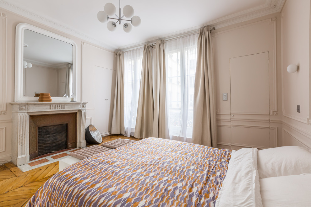 Bedroom in Paris.