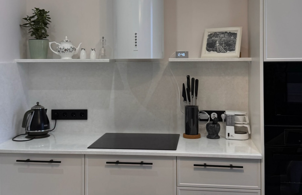 Кухня во французском стиле в светлых тонах