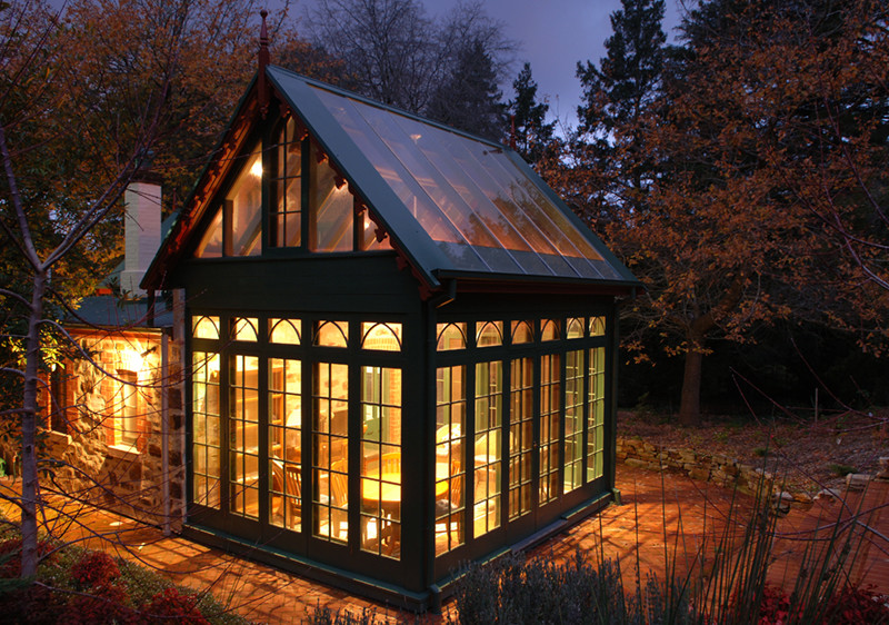 This is an example of a sunroom in Adelaide.