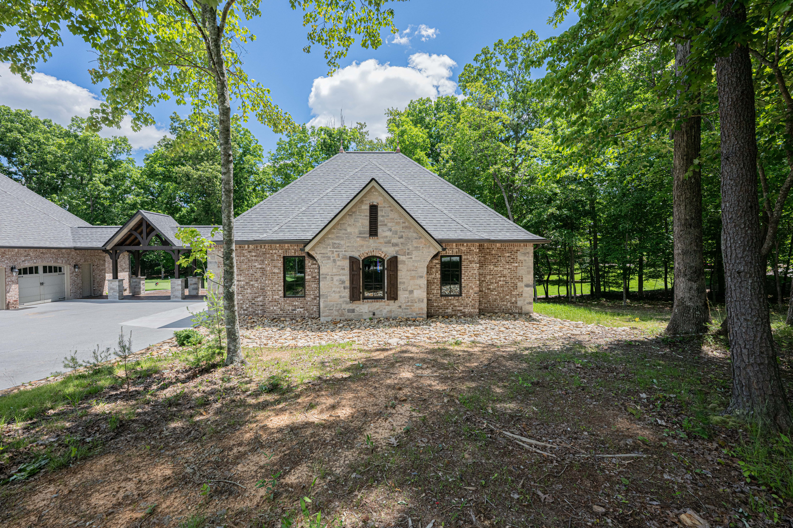 247 Forest Hill Drive - Garage