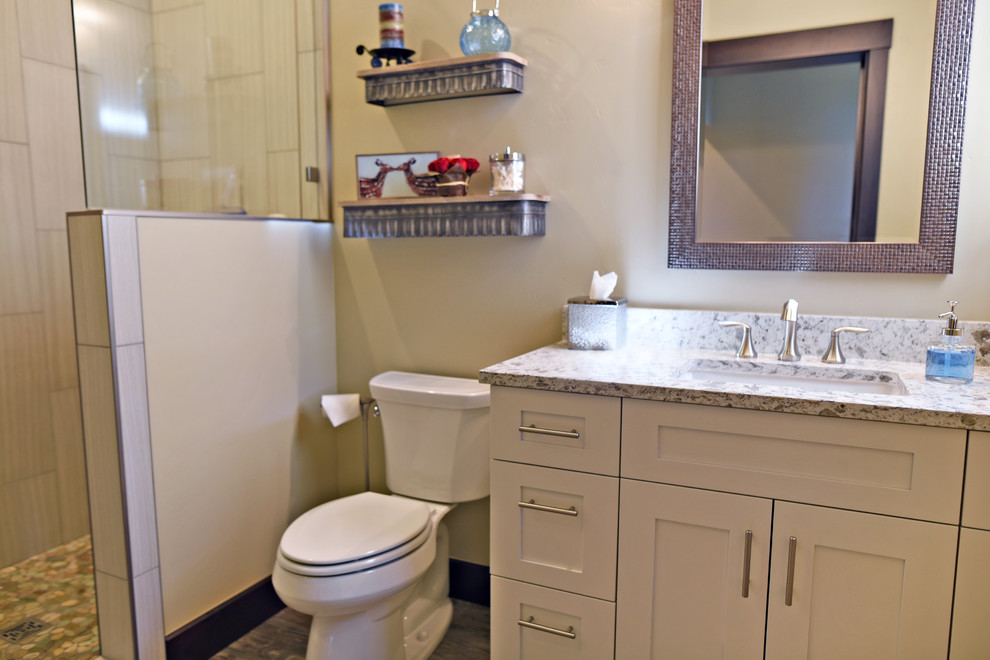 Inspiration for a transitional home design remodel in Albuquerque