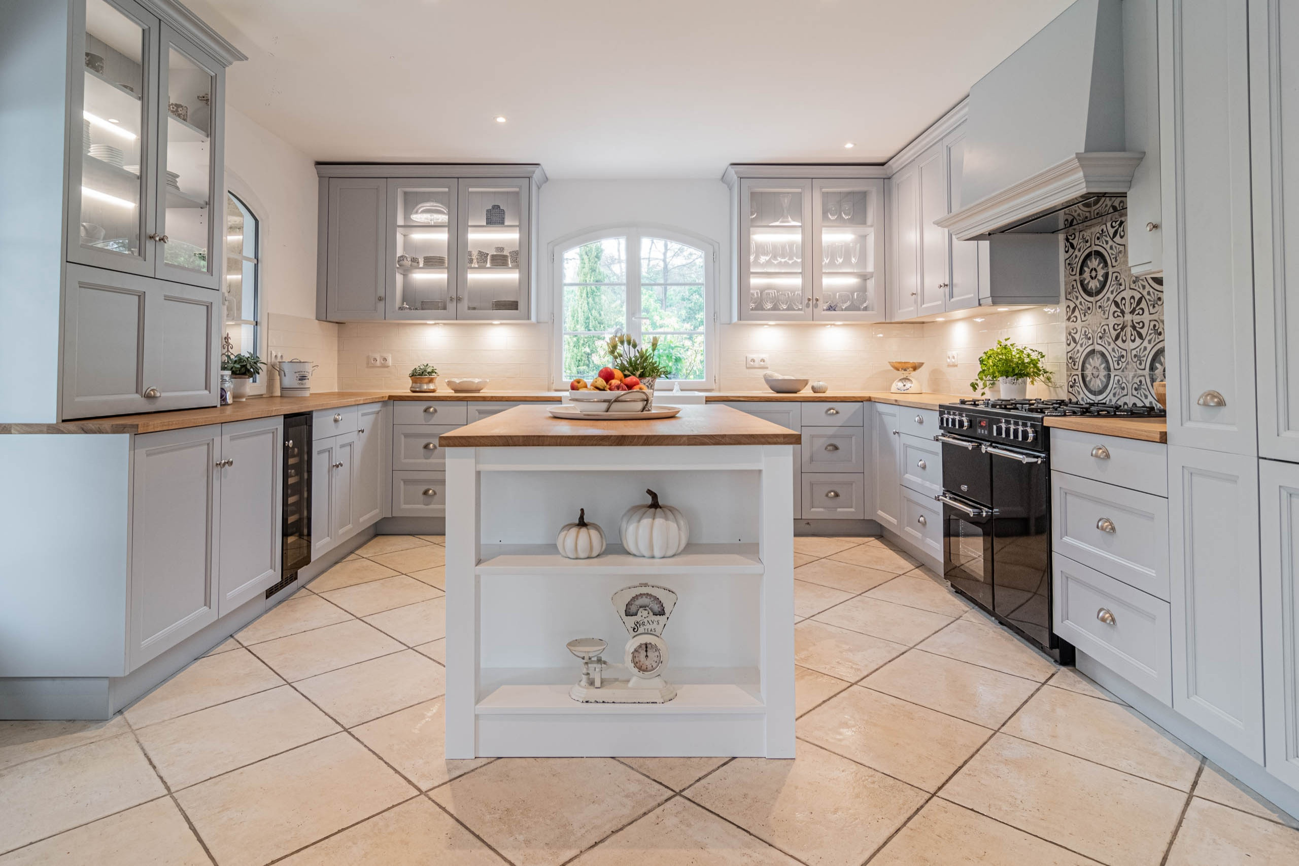 Création d'une cuisine de 50m² en bois
