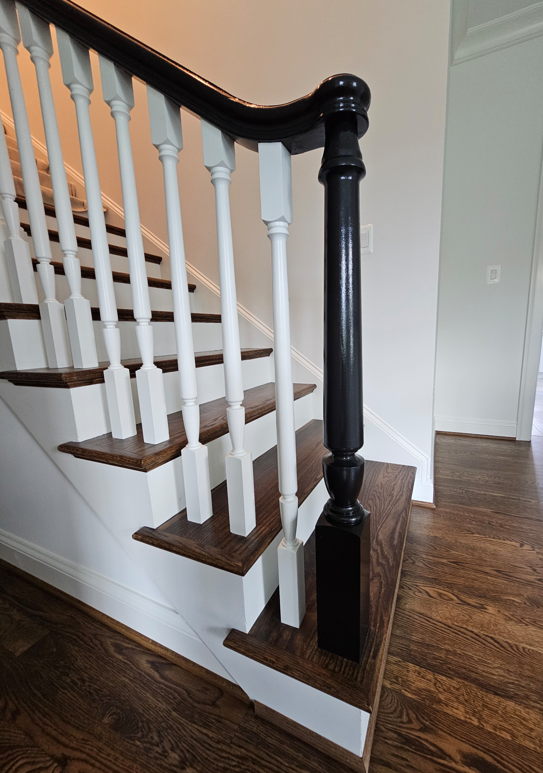 121_Elegant Floating Staircase, Chevy Chase, MD 20815