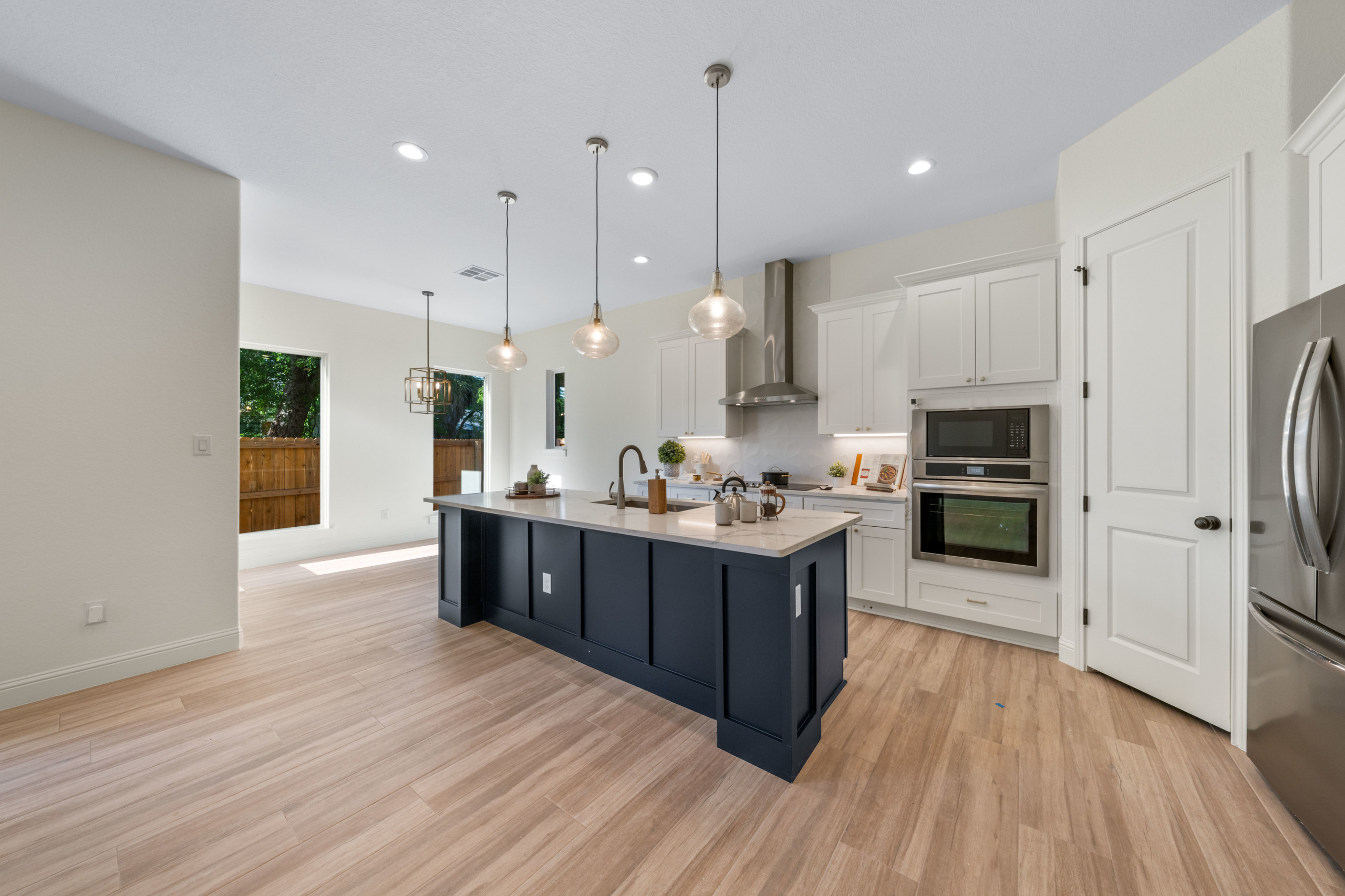 1310 S Mesquite
