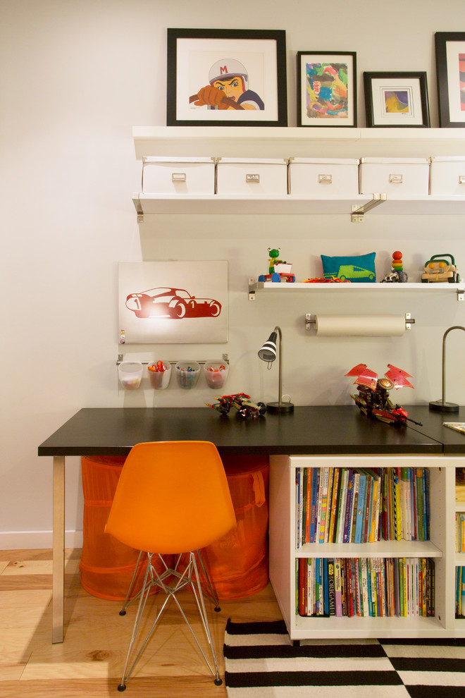 Kids' room - contemporary kids' room idea in San Francisco