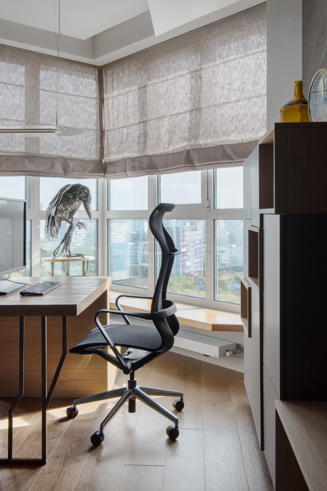 Над городом