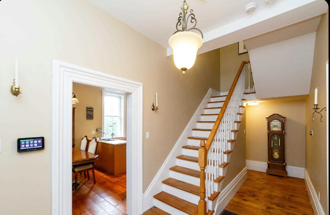 Welcome foyer