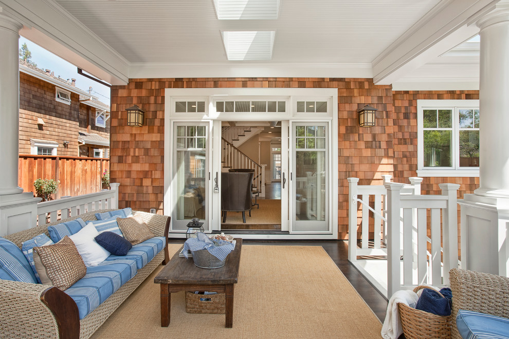 Inspiration for a traditional verandah in San Francisco with a roof extension.