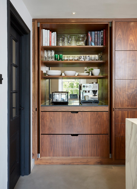 Walnut Kitchen retro-kitchen
