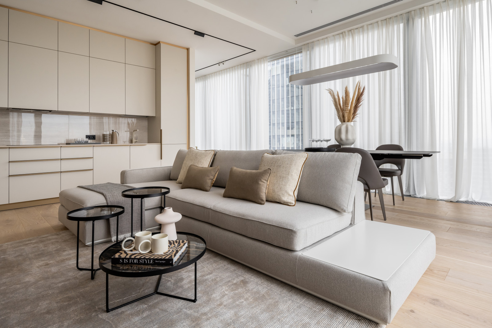 Apartments Neva Towers 1