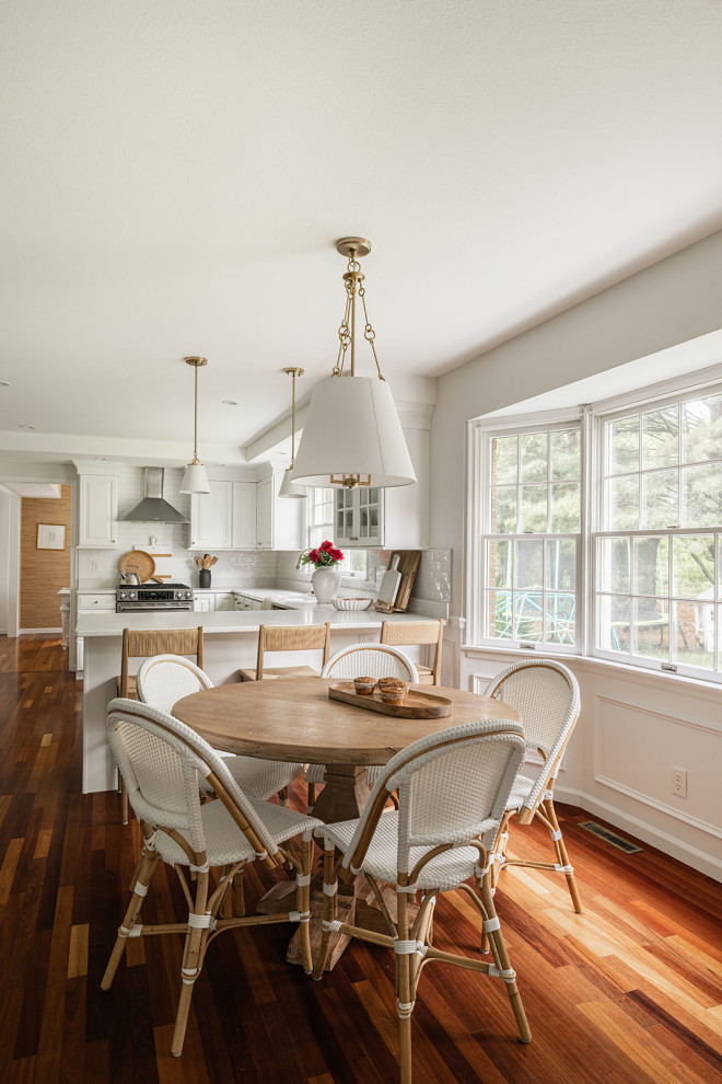 Dining room - dining room idea in Cedar Rapids