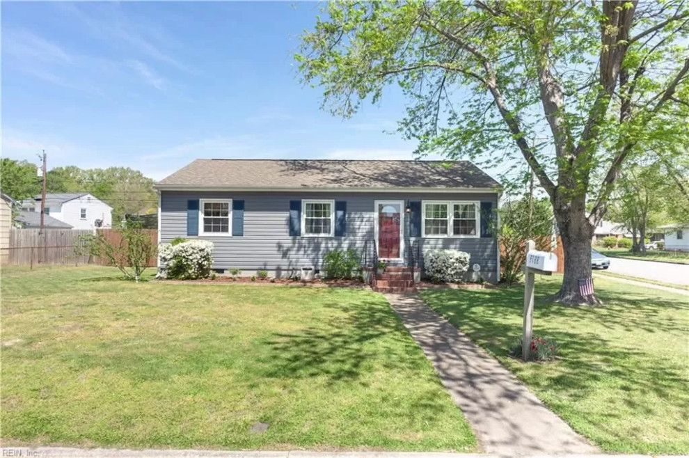 Landscape ideas needed for small ranch home-front yard | Houzz Forum