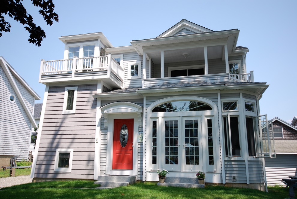 Design ideas for a traditional exterior in Bridgeport.