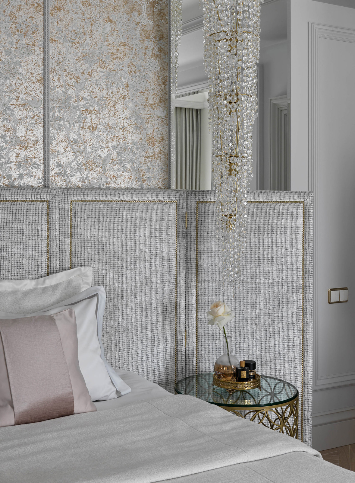 Apartment with exquisite taste