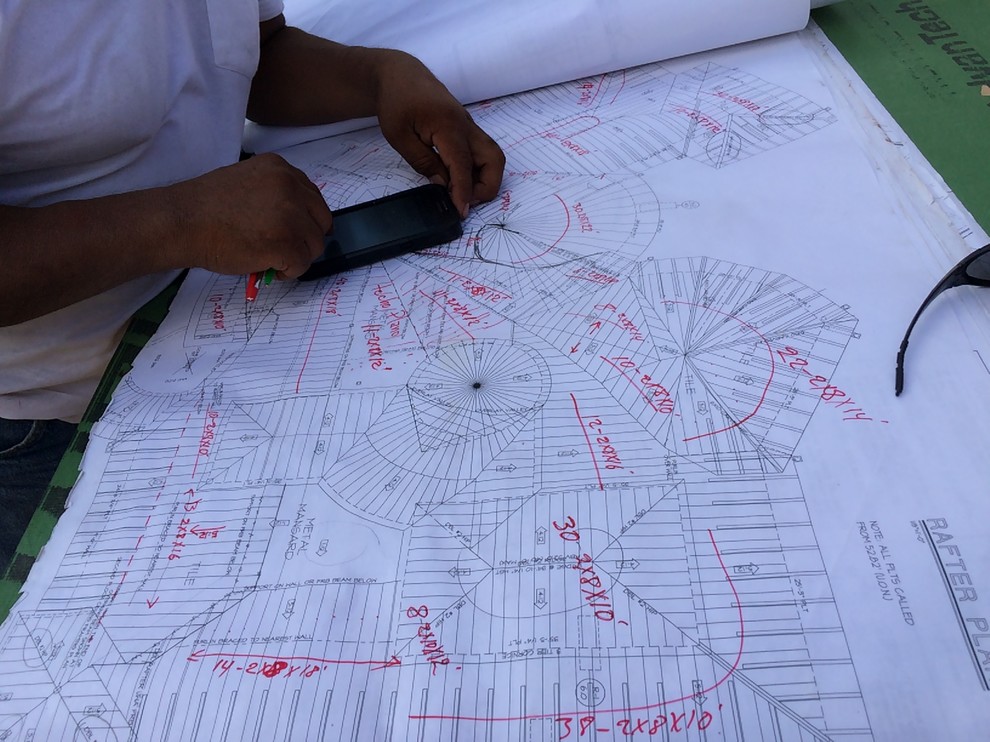 Framer calculating material.