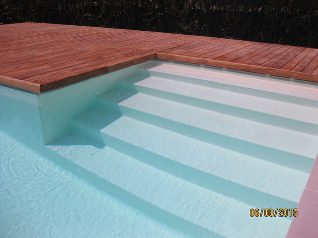 Villa contemporary-pools-and-hot-tubs