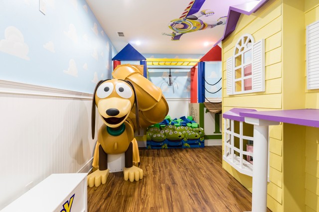 Example of a trendy home design design in Orlando