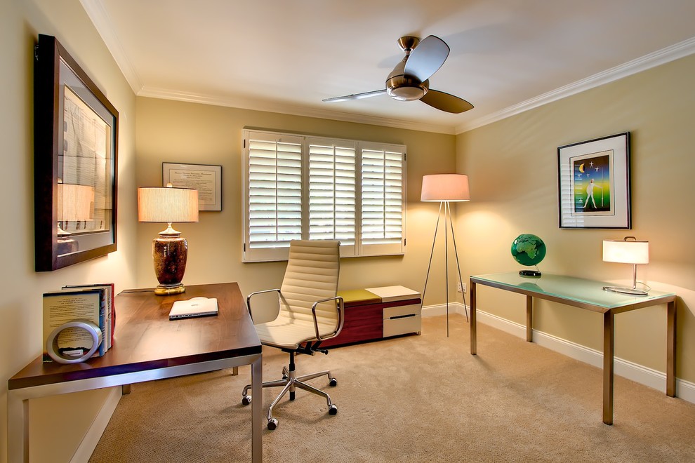 Photo of a contemporary home office in Phoenix.