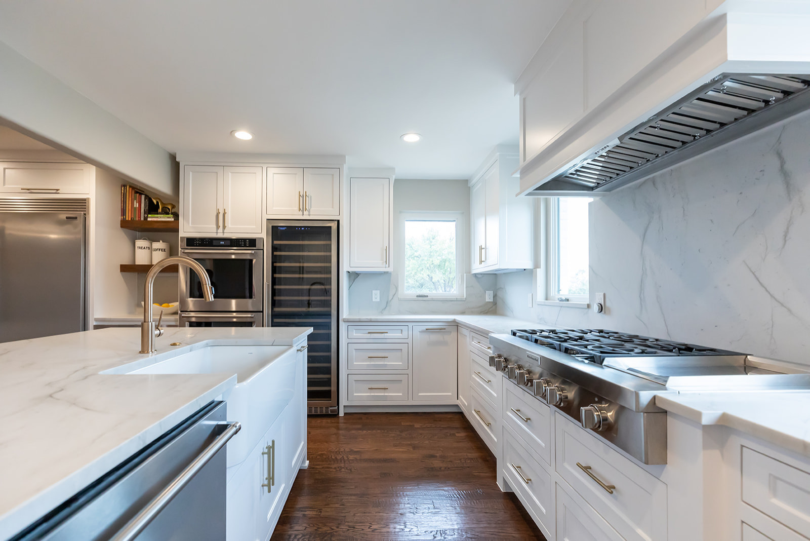 Transitional Kitchen Remodel: Lakewood Mercedes Drive