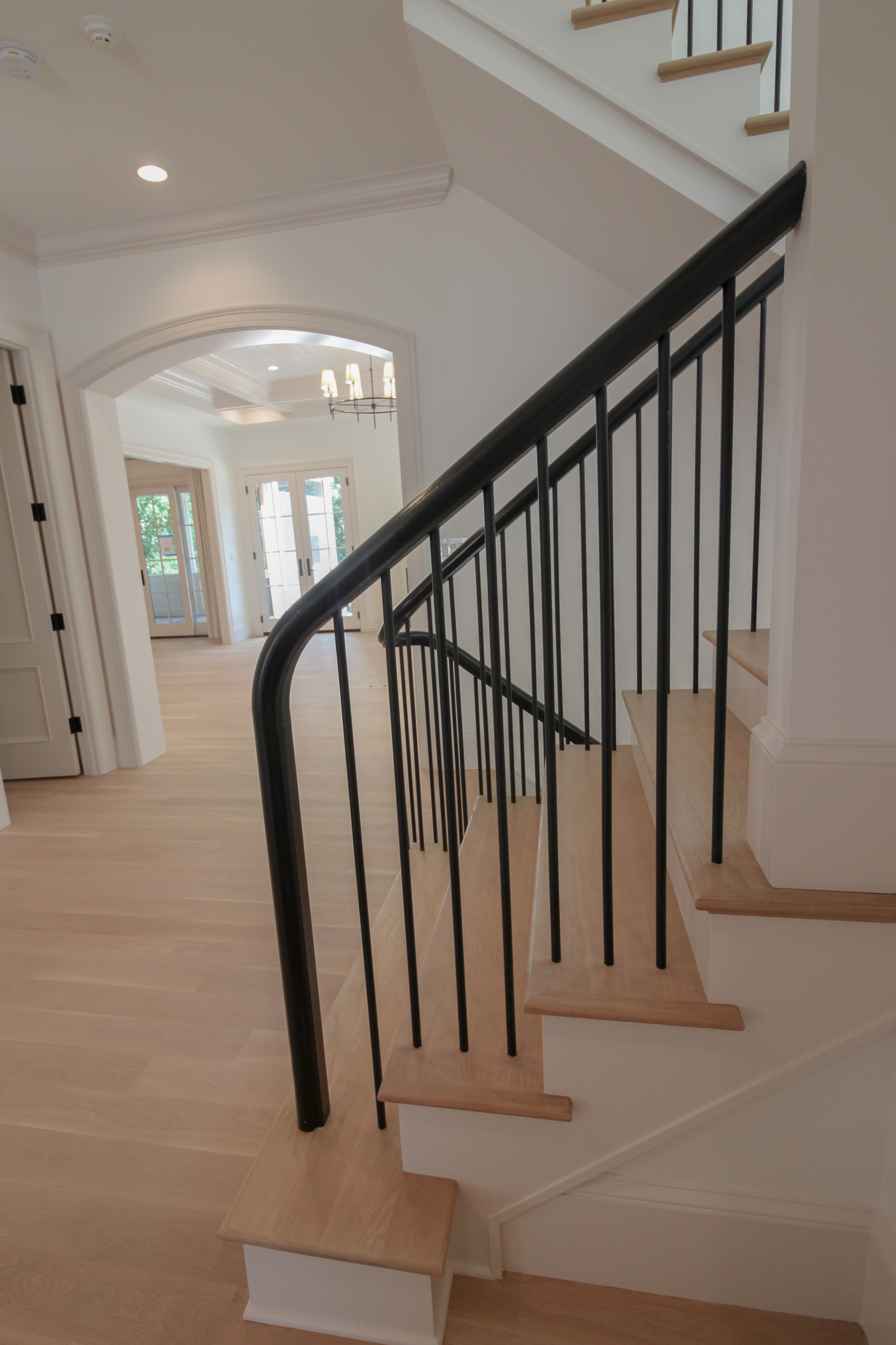 88_Clean & Modern Staircase, Arlington VA 22207