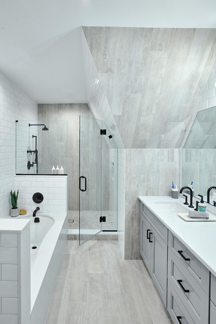 Long Island Residence modern-badezimmer