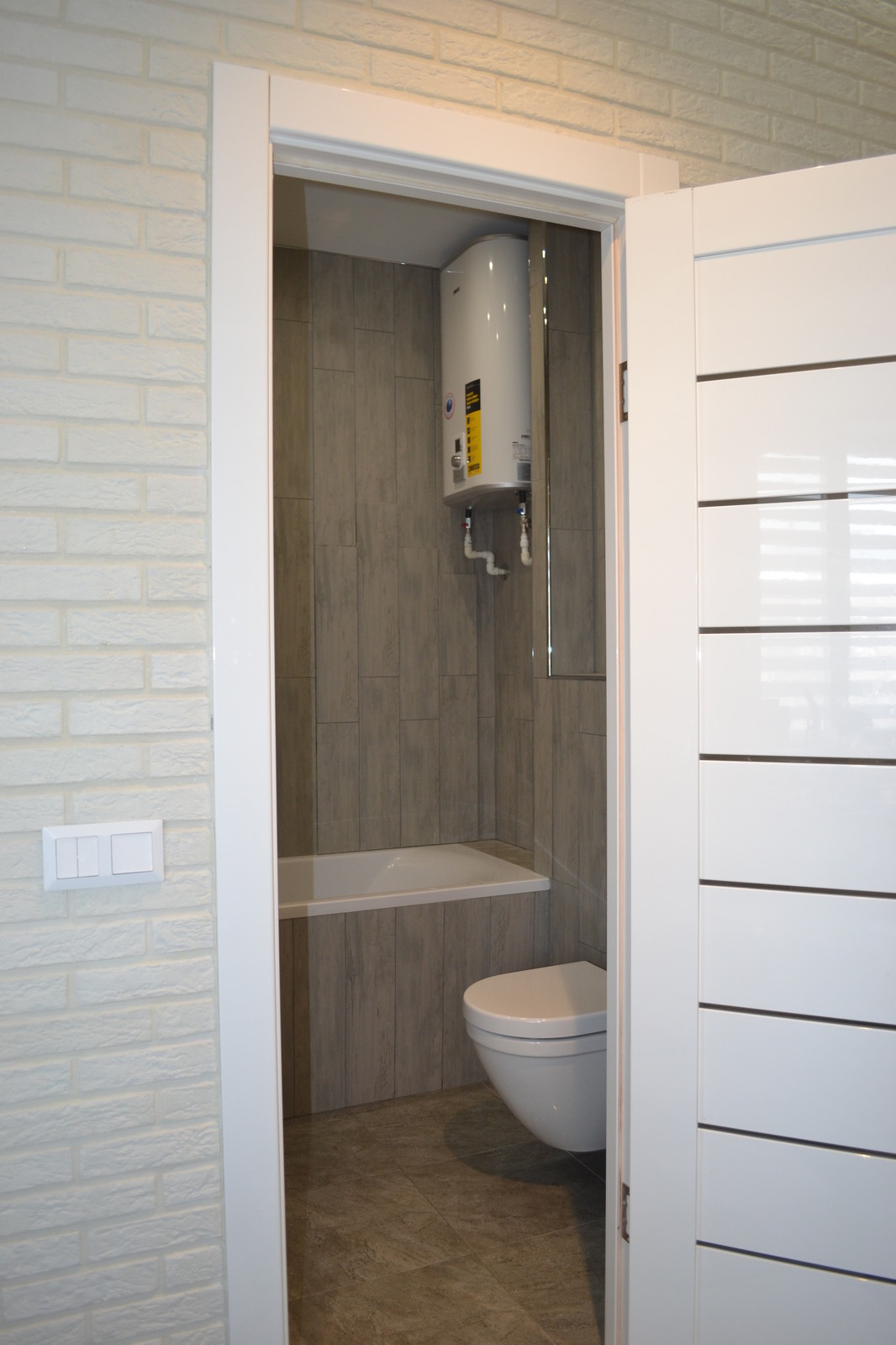 Дизайнерская однокомнатная квартира в сталинском дом.