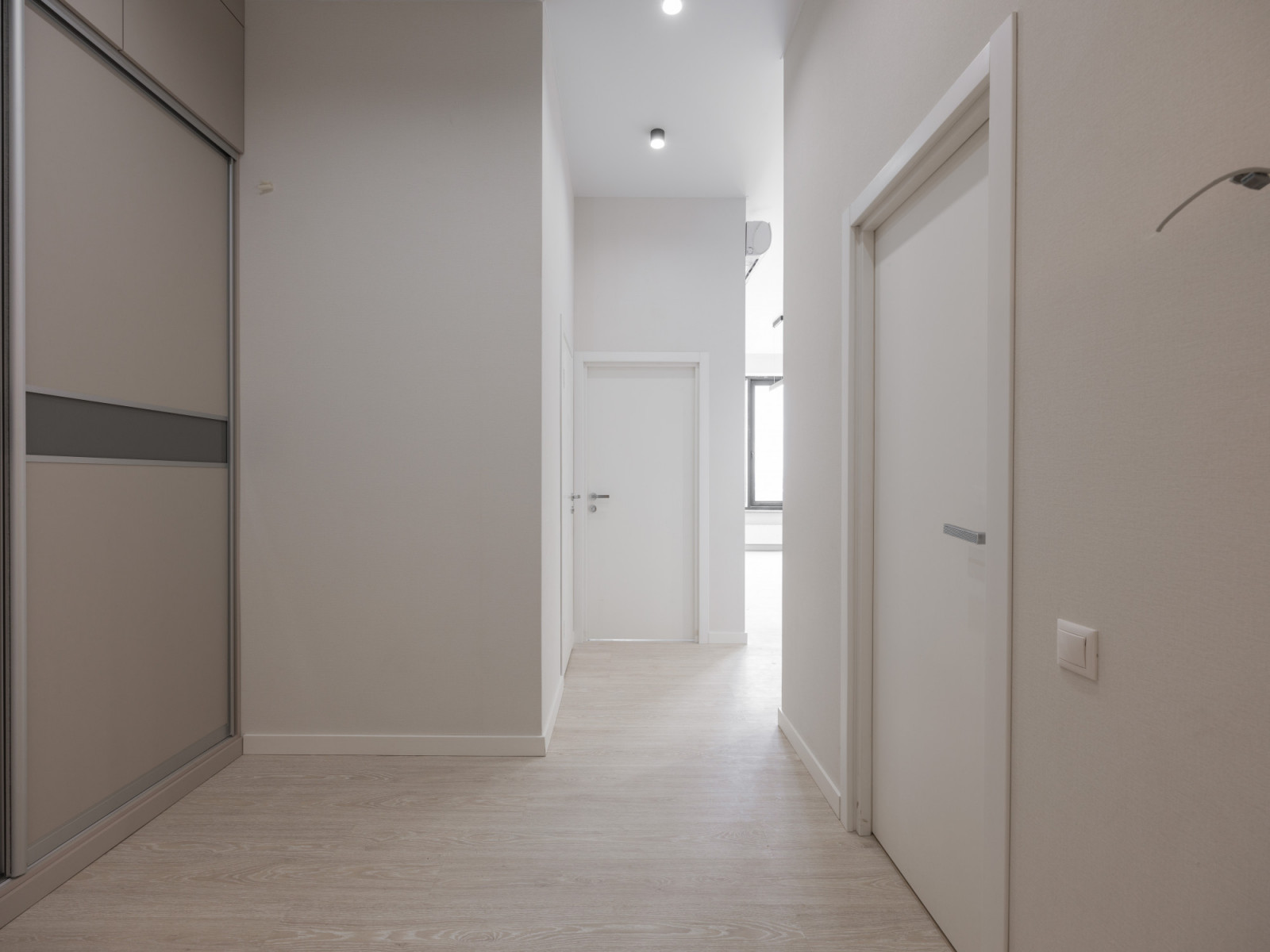 Прихожая - 8 м2