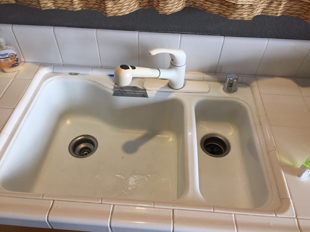 Easy Steps to Remove Kitchen Sink Drain Flange 2024 AtOnce