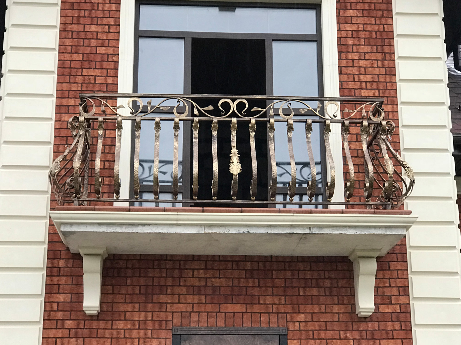 Кованый балкон