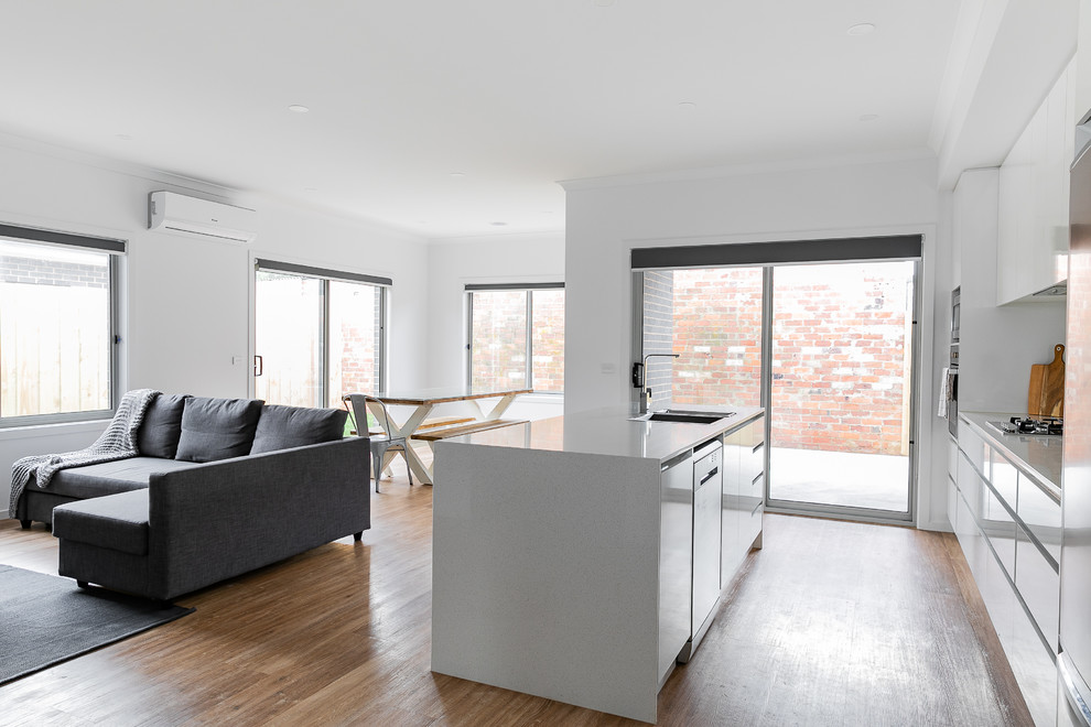 Design ideas for a modern kitchen in Other.